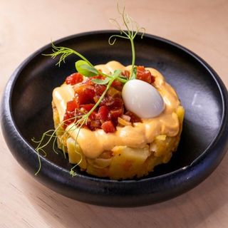 Ensaladilla Con Tartar De Atún