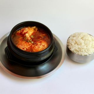 21. 순두부찌개 Sundubu Jjigae