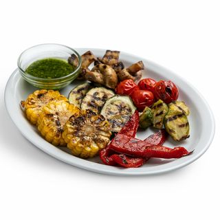 Овочі гриль з песто (220/30г)