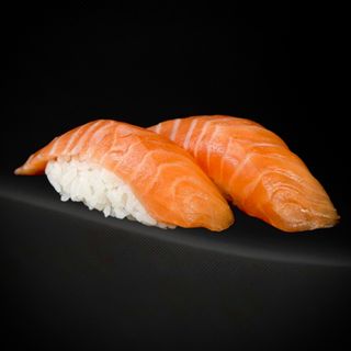 Nigiri z Łososiem