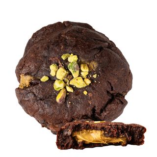 Bomba Dos Chocolates Rellena De Crema De Pistacho