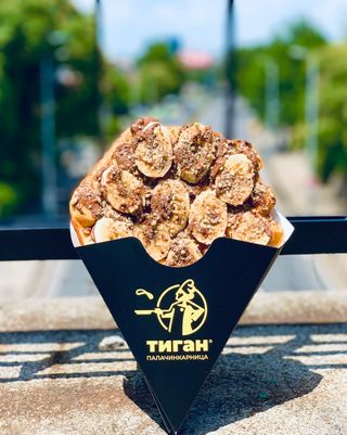 Bubble гофрета с Буено крем, банан и лешници (260г)