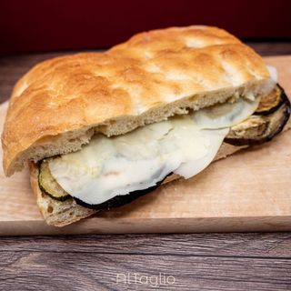 Focaccia vegetariana