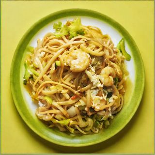 Tallarines Fritos Con Gambas