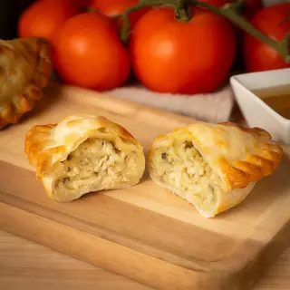 Empanada Gourmet Queso de Cabra y Salvia ( C  S)