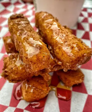 Halloumi Fries