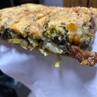 Focaccia farcita con scarole e noci.  (Gluten-Free- Vegan-No lattosio)