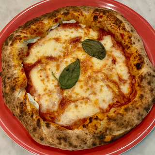 Margherita con cornicione ripieno