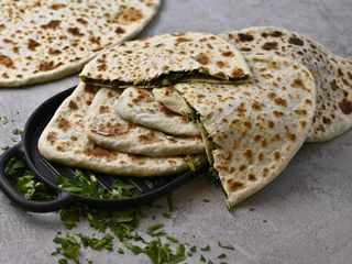 Ժենգյալով հաց փոքր