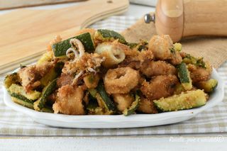 Fried squids and zucchini