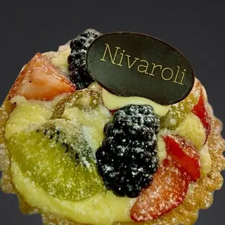 Crostatina monoporzione di frutta fresca di stagione in elegante packaging