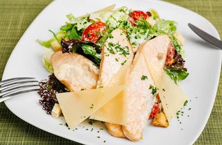 Салат "Цезарь" с семгой