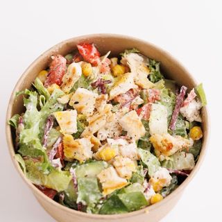 Salata cu piept de pui