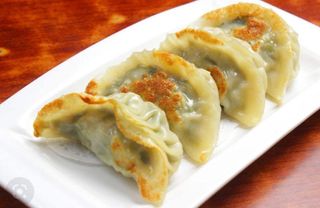 GYOZA DE POLLO A LA PLANCHA 7U