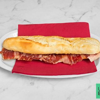 Bocadillo de jamón iberico de bellota D.O.