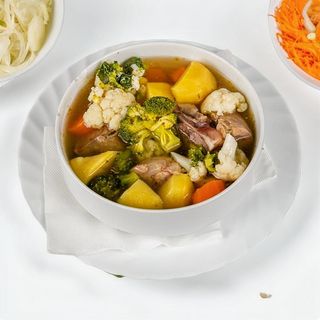 Juneći ribić sa prilogom