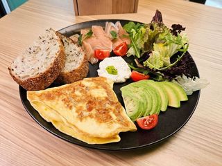 Сніданок лосось та авокадо (200g)