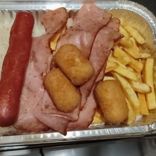 Salchicha Más Croquetas