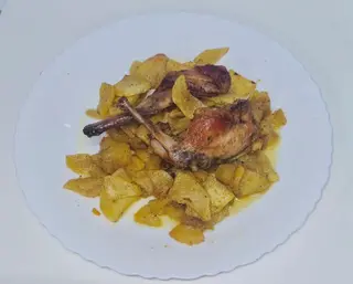 Patas de conejo al ajo cabañil