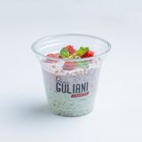 ჩიას პუდინგი მატჩათი და ჟოლოთი