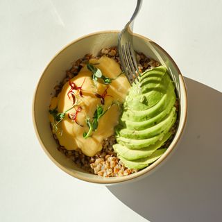 Buckwheat bowl with avocado