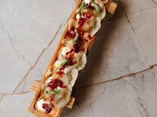 Вареники з грибами Шиїтаке, крем сиром та шпинатом (300g)