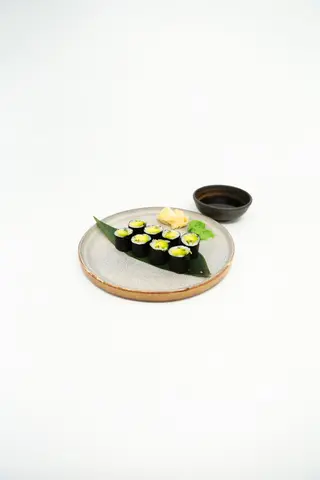 Maki Avocado și castraveț