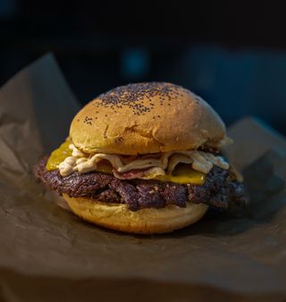 Burger Brooklyn Night