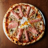 Vagabundo con uovo pizza