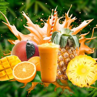 Zumo de mango, piña y naranja