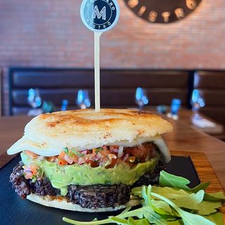 Arepa Caviar De Burgos