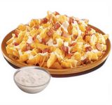 Patatas Fritas Con Carne Y Queso Gratinado