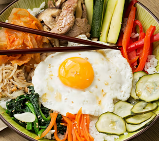 Bibimbap de pollo