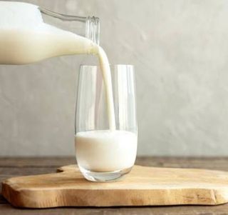 Leite Meio Gordo 1 lt