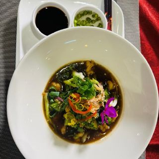 Seafood & Noodles Clear Soup