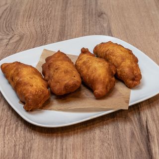 Ración De Empanadilla De Bonito (4 Uds.)