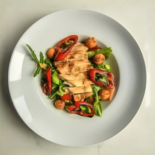 Pileća salata 400gr