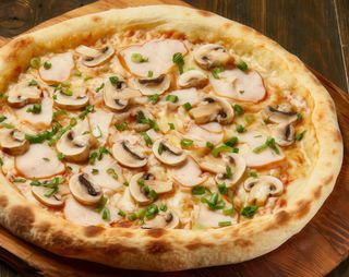 Піца з куркою та грибами 40 см