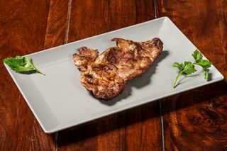 Ceafa porc la gratar