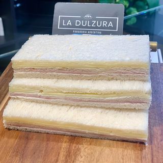 Sand. De miga Jamón serrano y queso (especial)