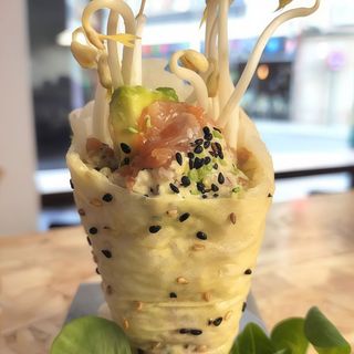 Temaki Salmón (1 Pza.)