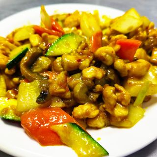 Pollo Con Salsa Curry