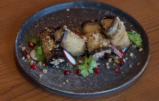 Рулетики з баклажанів з горіховою пастою (160г)