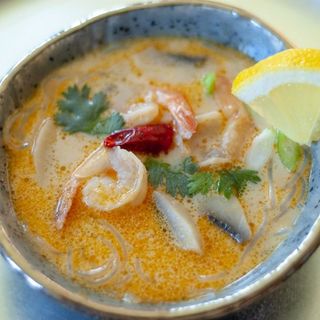 TOM YAM KUNG