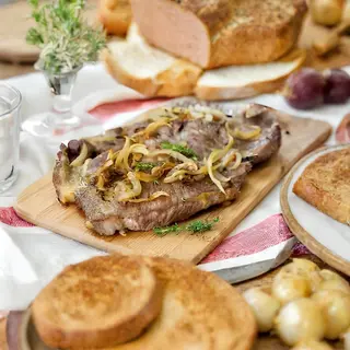 Porc aux Oignons