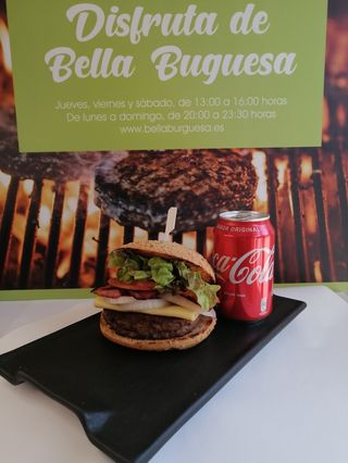 Menú Burger Buey Angus 200 gr. Con Bebida 