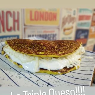 Cachapa queso latino y pabellon