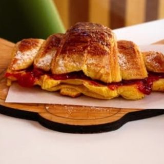 Croissant Compota Morango