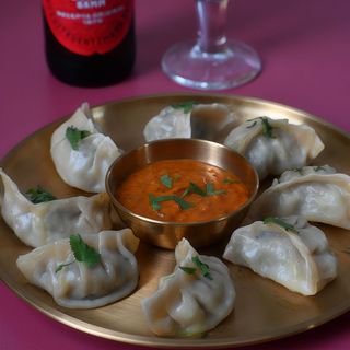 Momo De Pollo (8 Uds.) (gyoza)