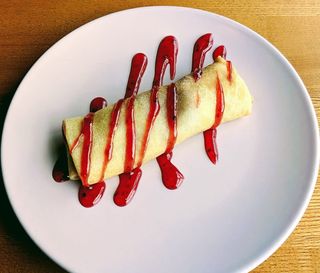 Млинець з маком та вишнями (115г)